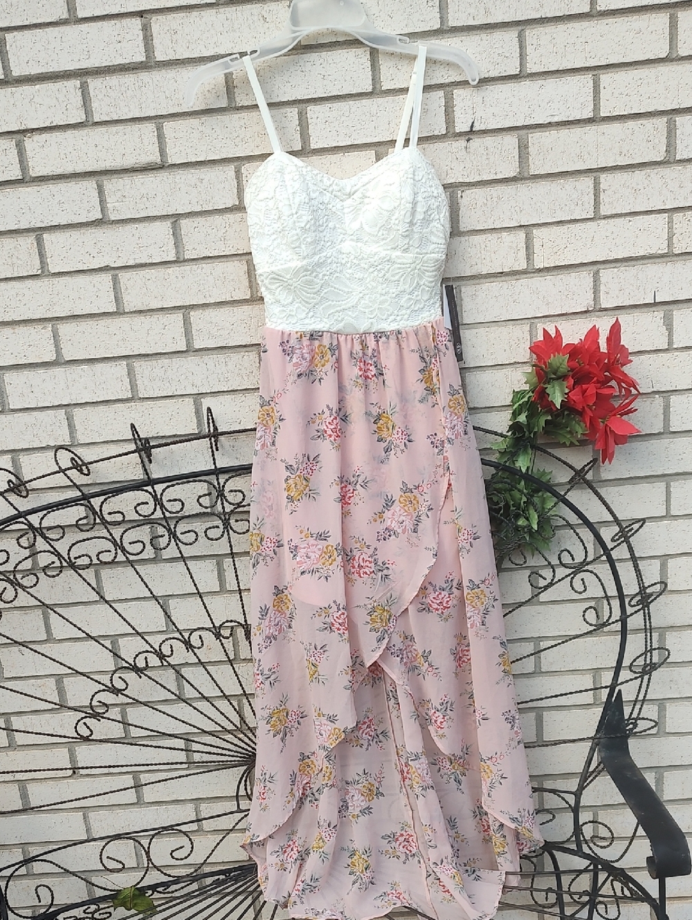 As U Wish/Lace & 🌺 Dress - Picture 4 of 10